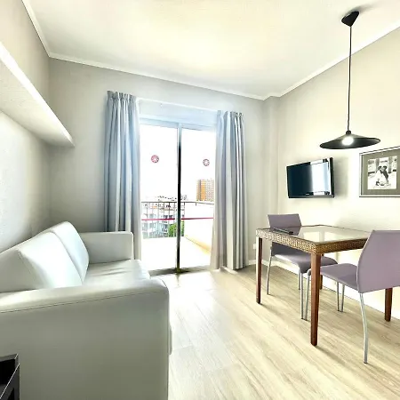 Estudio Con Encanto, Wifi, Piscina, Cerca Playa En Los Cristianos, Tenerife Sur